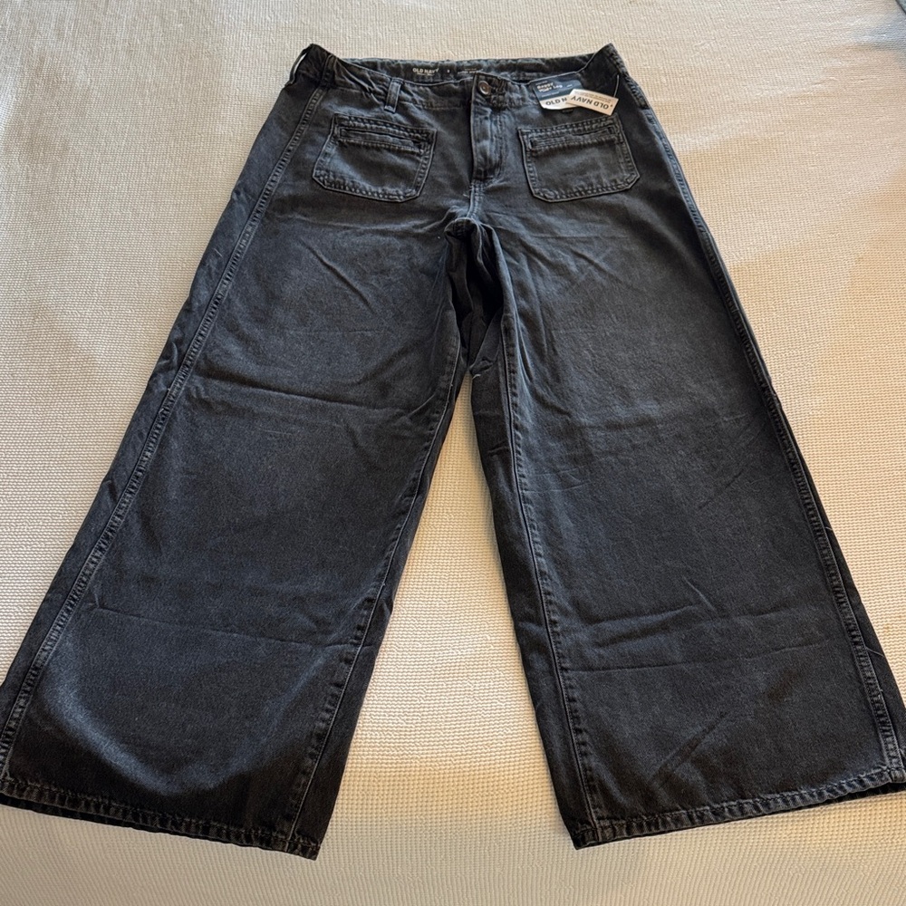 Old Navy Baggy Wide-Leg Black Denim Jeans. Size 8.